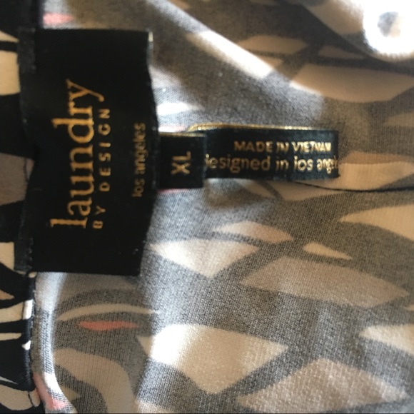 Laundry by Design wrap v-neck collared geo dress - Picture 4 of 7